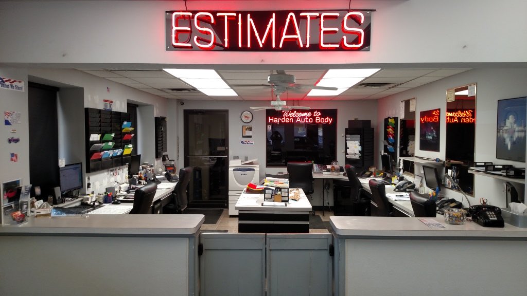The front office at Harden Auto Body